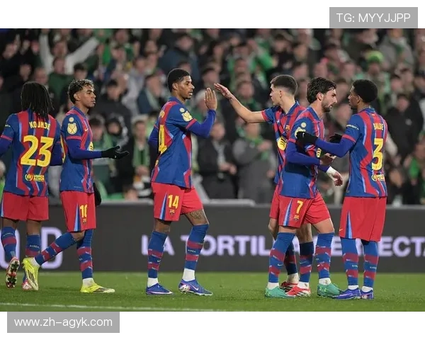 巴萨与英超球队的合作与交锋：两大联赛巨头互动回顾